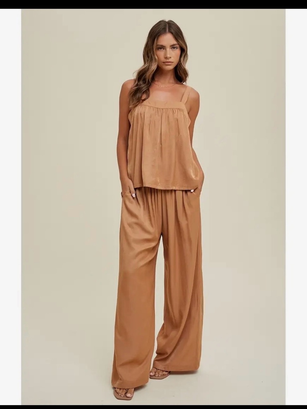 Relaxed Wide-Leg pant set small Ptp is 17” and med is 18”
Lg 19”
